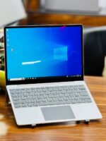 Surface Laptop GO