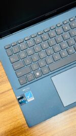 لپ تاپ استوک ASUS ZEENBOOK Q409Z - تصویر 7